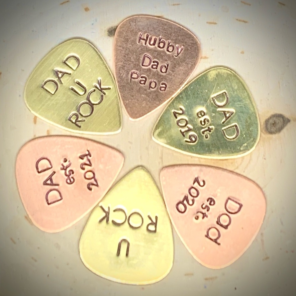 Guitar picks customize for free-made to order